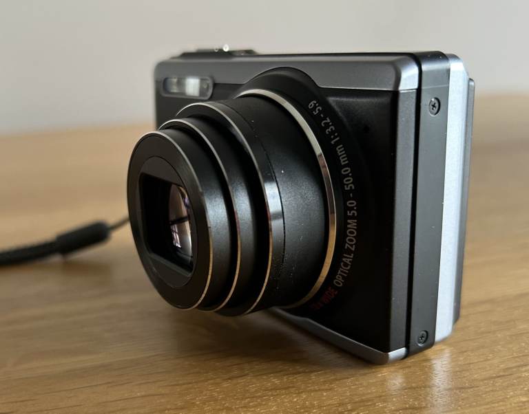 Olympus Stylus 9010 Digital