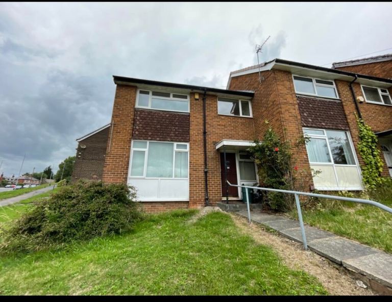 3 Bedroom House to Rent Bramley Leeds