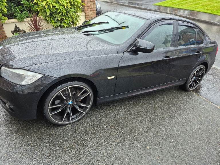 BMW, 3 SERIES, Saloon, 2009, Manual, 1995 (cc), 4 doors