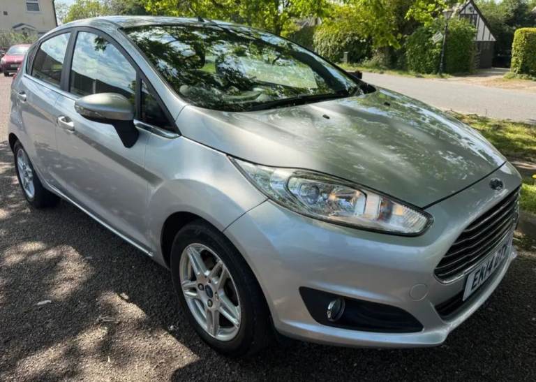 Ford, FIESTA, Hatchback, 2014, Manual, 1241 (cc), 5 doors