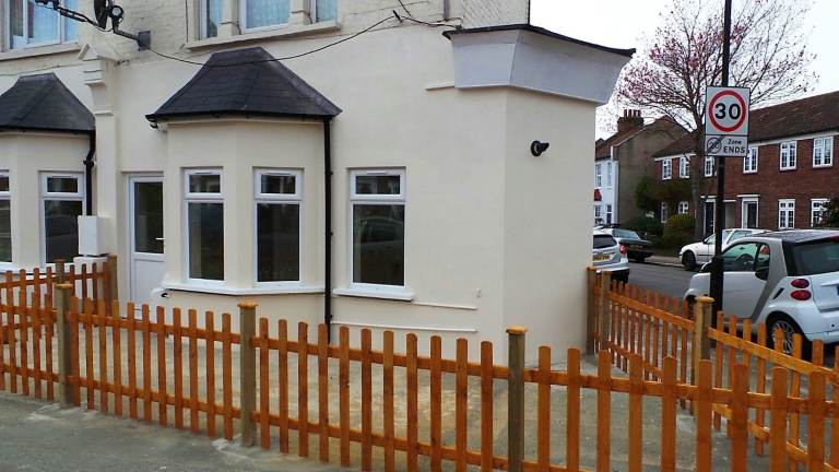 Wonderful Condition Prime Location One bedroom ground floor flat in, Highams Park, Chingford