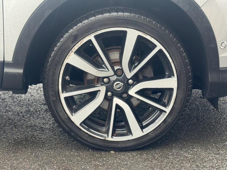 2014 Nissan Qashqai 1.5 dCi Tekna 5dr HATCHBACK DIESEL Manual