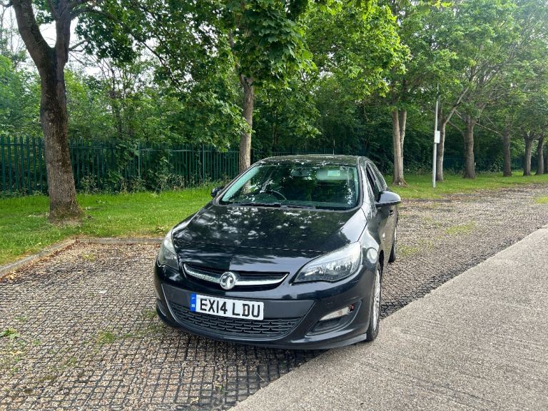 Vauxhall, ASTRA, Hatchback, 2014, Manual, 1398 (cc), 5 doors