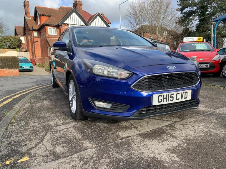 2015 Ford Focus 1.0T EcoBoost Zetec Euro 6 (s/s) 5dr HATCHBACK Petrol Manual