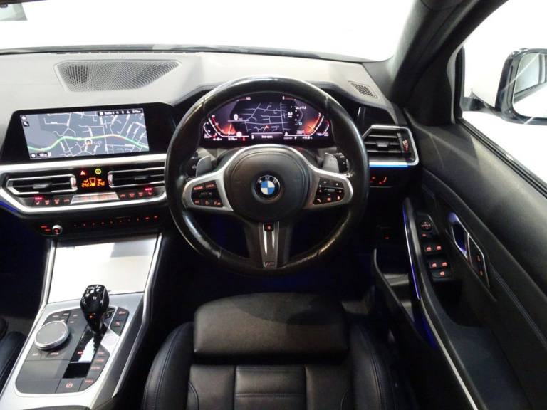 2020 BMW 3 Series 2.0 320d MHT M Sport Touring 5dr Diesel Hybrid Auto Euro 6 (s/s) (190 ps) Estat...