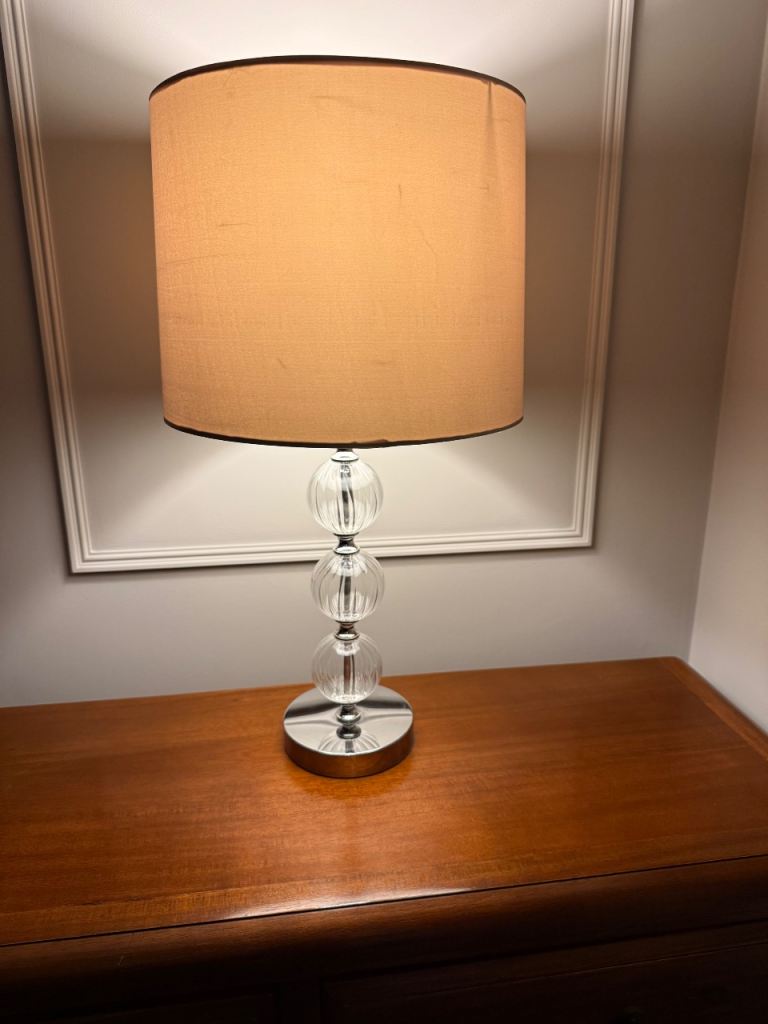 Large Lamp 56cm Tall in Very Good Condition