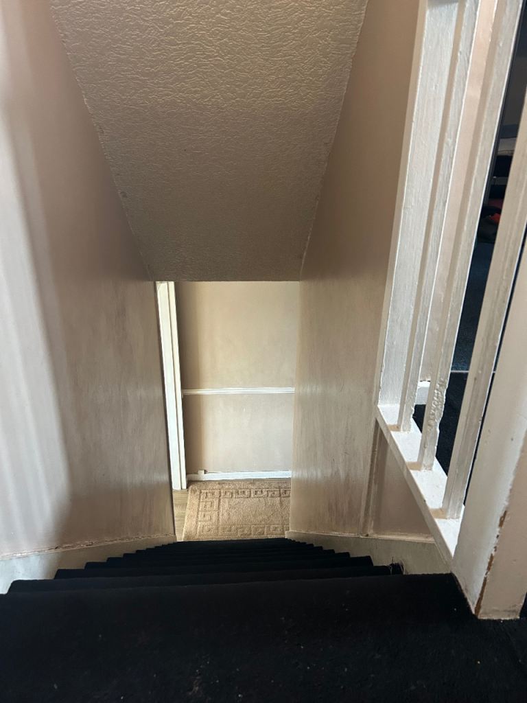 CASH INCENTIVE! 2-BED ENFIELD FOR 4-BED BROMLEY (Beckenham/Hayes) - URGENT MULTI-SWAP CHAIN STARTER