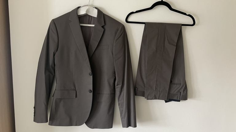 REISS Men’s Taupe Slim Fit Suit 