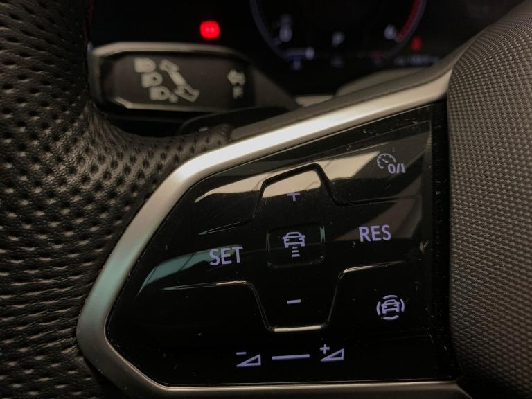 2023 Volkswagen Touareg 3.0 TDI V6 Black Edition SUV 5dr Diesel Tiptronic 4Motion Euro 6 (s/s) (2...