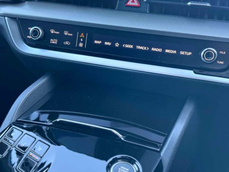 2025 Kia Sportage 1.6T GDi 207 HEV GT-Line 5dr Auto Automatic SUV Hybrid Automatic