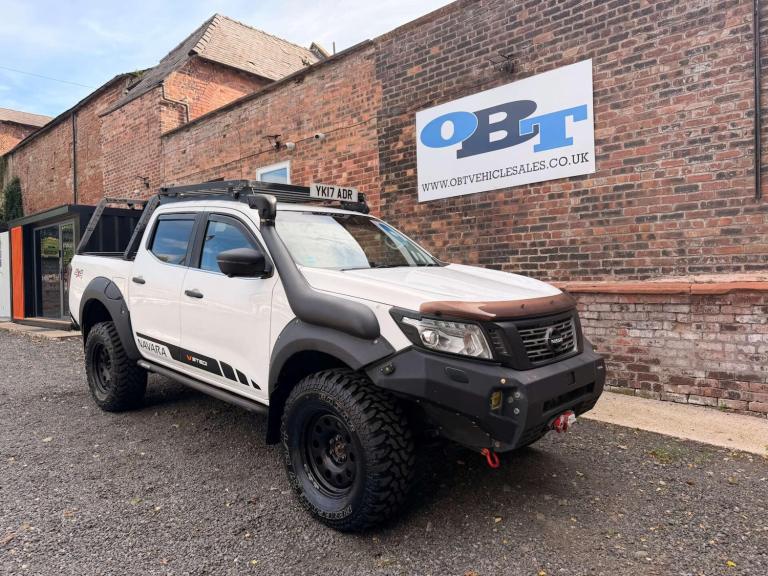 2017 Nissan Navara 2.3 Navara Tekna dCi 4WD 5dr SUV Diesel Manual