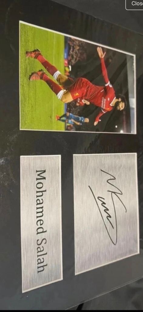 Liverpool players signed by themselves 