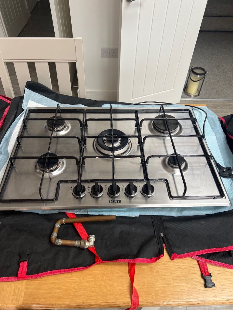 Zanussi 5 Ring Hob