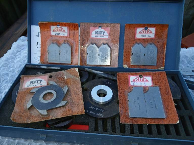 KITY SPINDLE MOULDER CUTTER BLOCK & CUTTERS