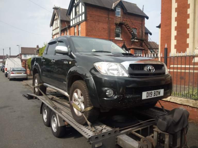 WANTED Toyota Hilux 