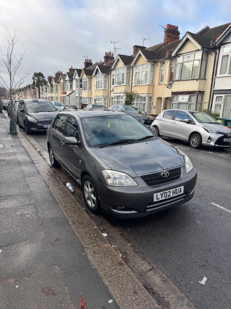 Toyota Corolla 1.6 | 2002 | Manual | ULEZ | MOT until Feb 26 | FSH | 114k miles | Sunroof 
