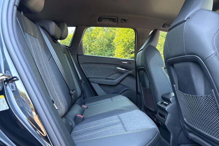 2024 Audi Q6 e-tron 100kWh S line SUV 5dr Electric Auto quattro (388 ps) ESTATE Electric Automatic