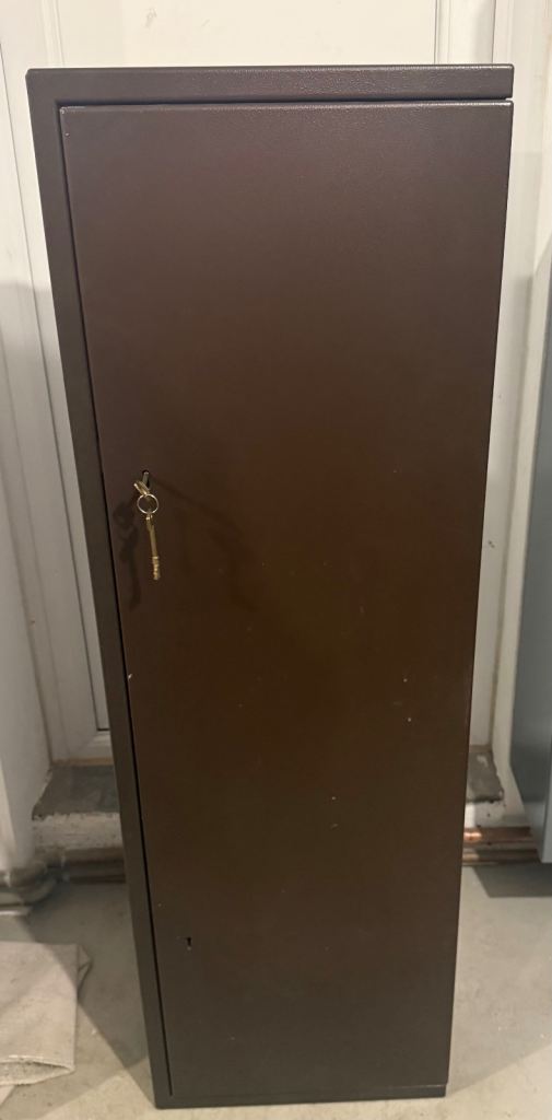 7 Gun Cabinet