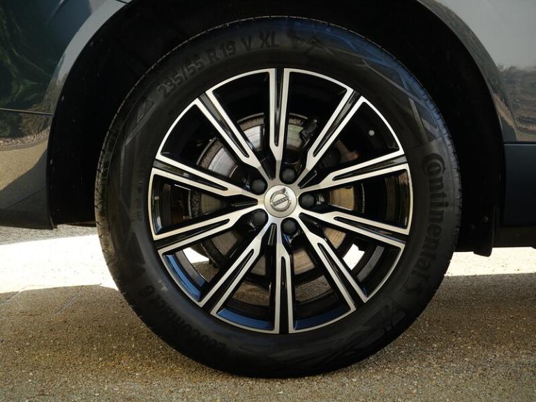 2019 Volvo XC60 2.0 T5 Inscription SUV 5dr Petrol Auto Euro 6 (s/s) (250 ps) SUV Petrol Automatic