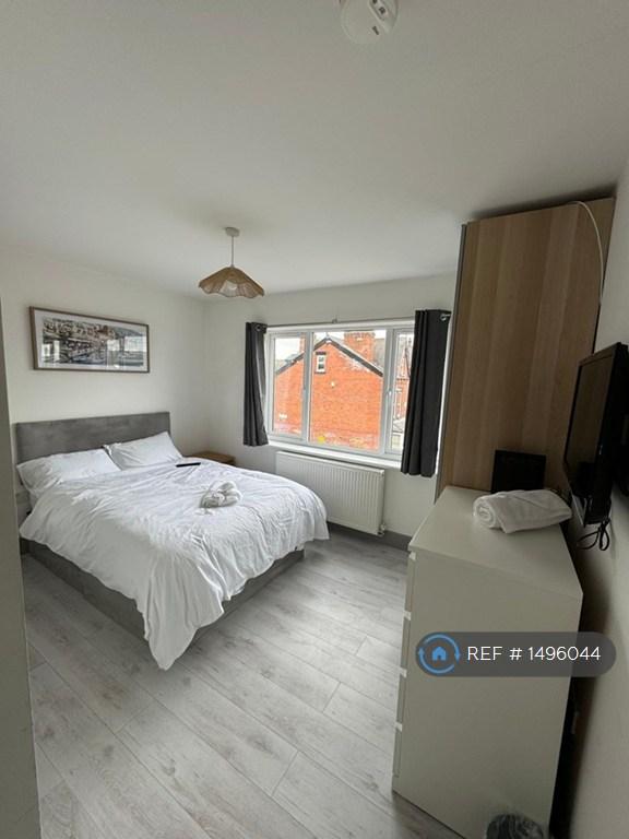 2 bedroom house in Manor Avenue, Leeds, LS6 (2 bed) (#1496044)