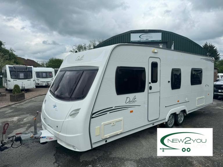 2008 Lunar Delta RS 4 Berth Twin Axle FIXED BED Caravan - STOCK NO H074