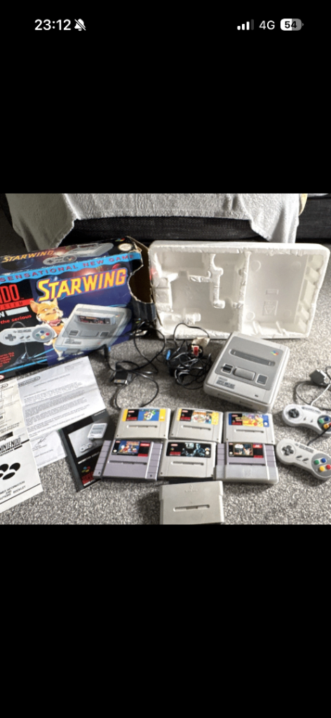 Nintendo SNES PAL Console Bundle w/ Controllers, Box & Super Mario Games