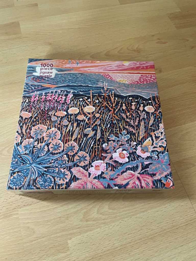 1000 Piece Jigsaw Puzzle - 'midsummer morning' As Good As New