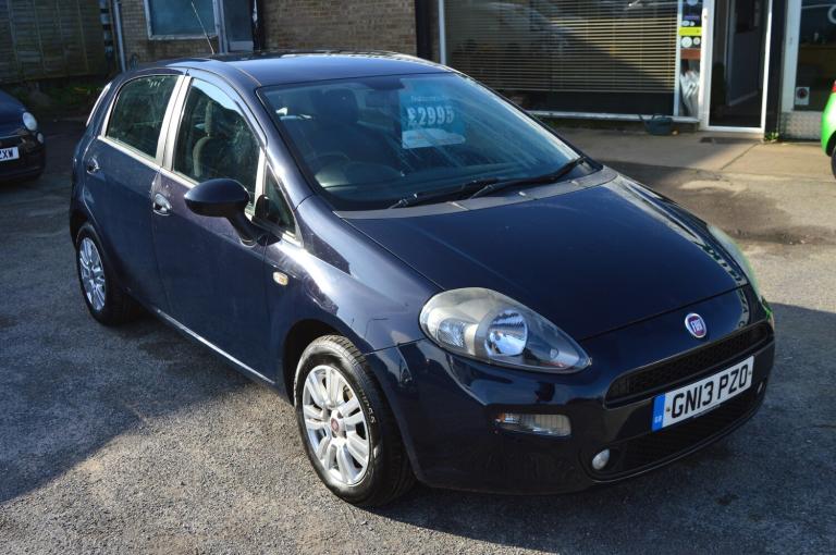 2013 Fiat Punto 1.2 Easy Hatchback 5dr Petrol Manual Euro 5 (69 bhp) Petrol
