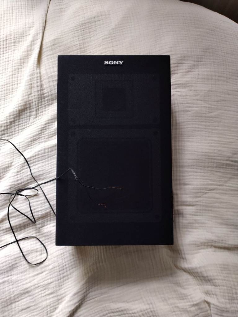 REDUCED! Vintage Sony Speaker 