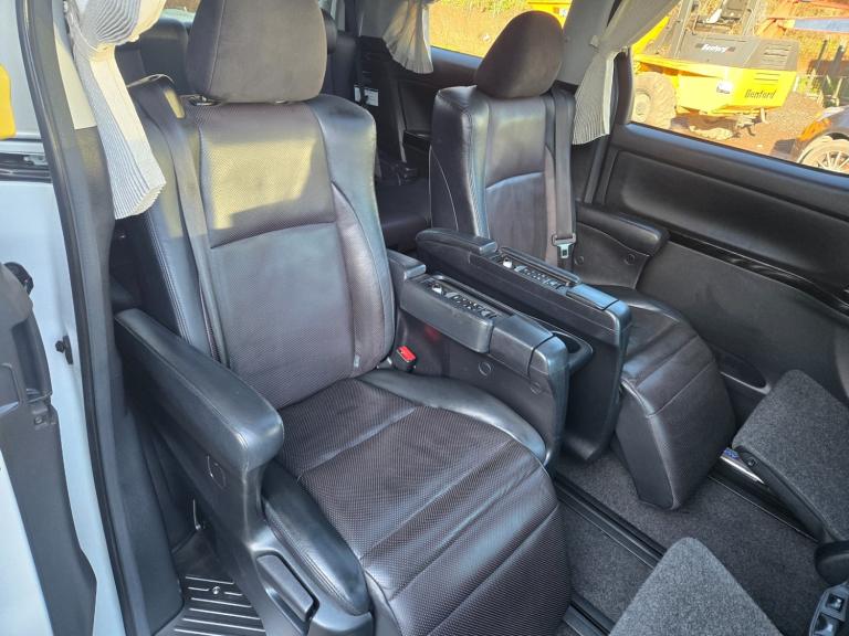 2014 Toyota Alphard Vellfire Hybrid SR premium package dual Sunroof ULEZ  MPV Petrol/Electric Hyb...