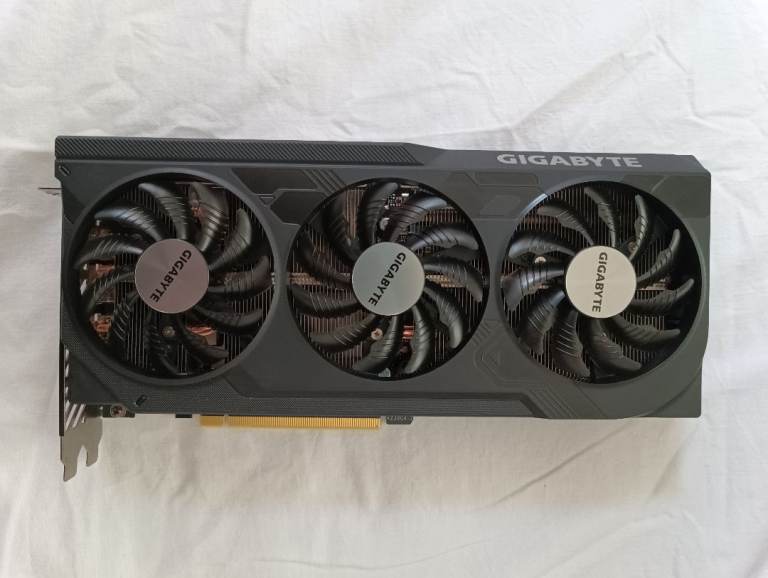RTX 4070, Nvidia GeForce, Gigabyte Wind Force OC 12gb 