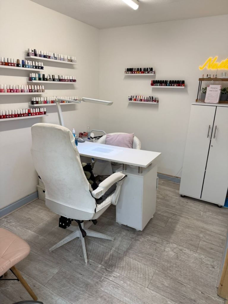 Room for beauty to rent