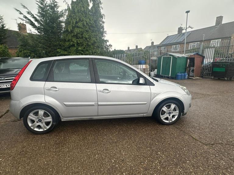 Ford Fiesta 1.4 Zetec Climate 5dr Petrol Manual - Image 3