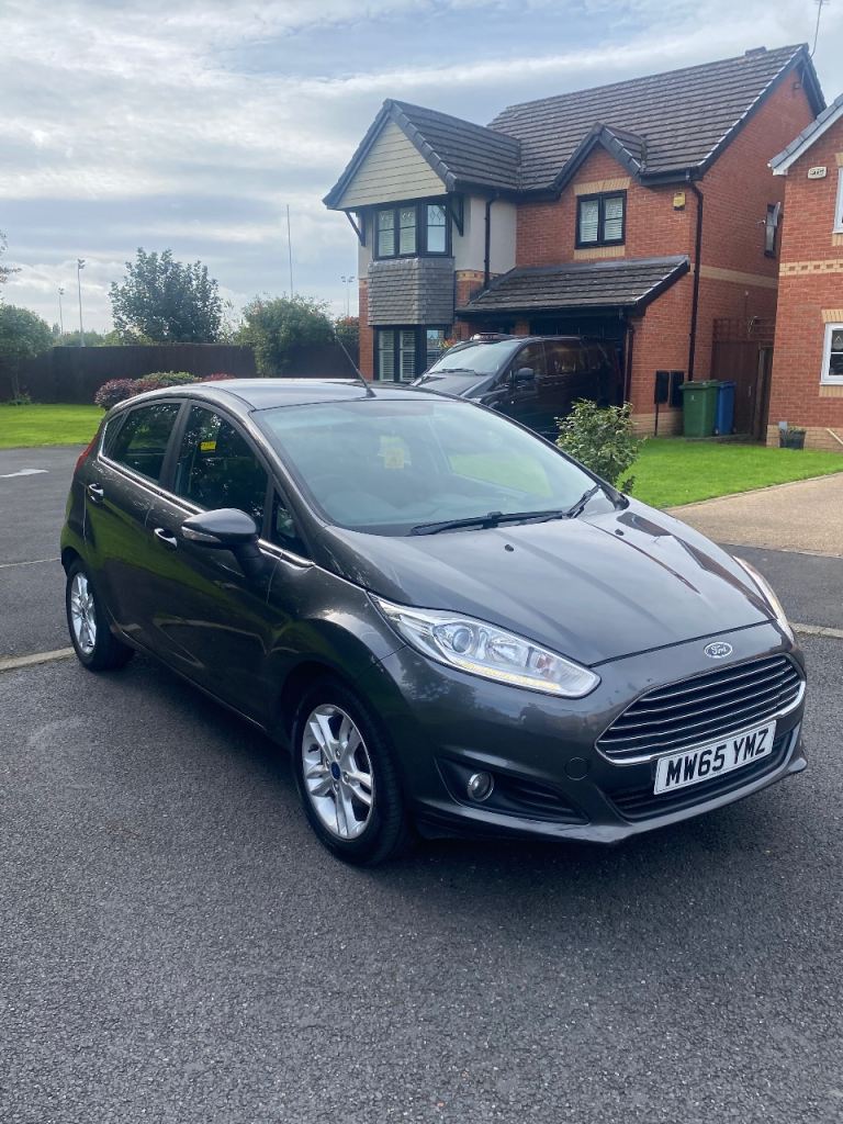 Ford, FIESTA, Hatchback, 2015, Manual, 1241 (cc), 5 doors