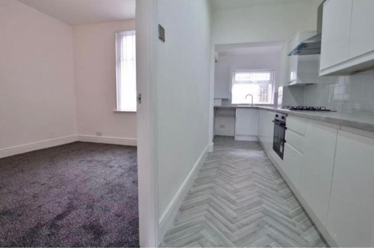 SUPPORTED ACCOMMODATION DOUBLE ROOMS AVAILABLE LIVERPOOL