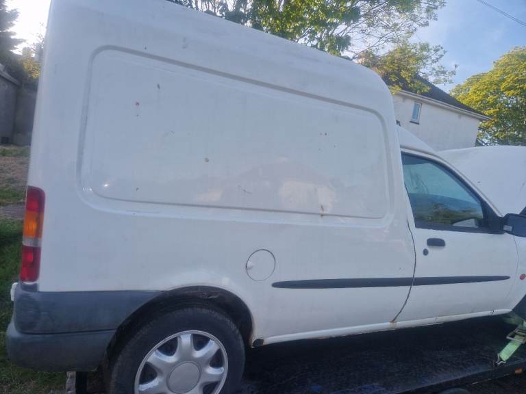 Ford, FIESTA COURIER 50 TD, Panel Van, 2002, 1753 (cc)