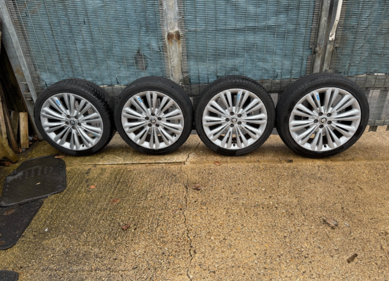 4X JAGUAR XF 19" Alloy Wheels & Tyres 245/40/19
