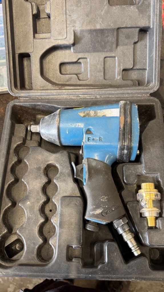 Air impact wrench 