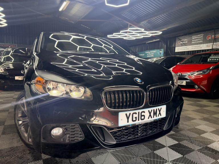 2016 BMW 2 Series 220d xDrive M Sport 5dr [Nav] Step Auto HATCHBACK Diesel Automatic