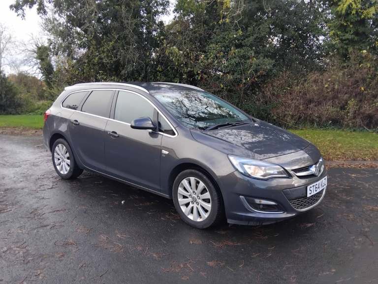 Vauxhall, ASTRA, Estate, 2014, Manual, 1956 (cc), 5 doors