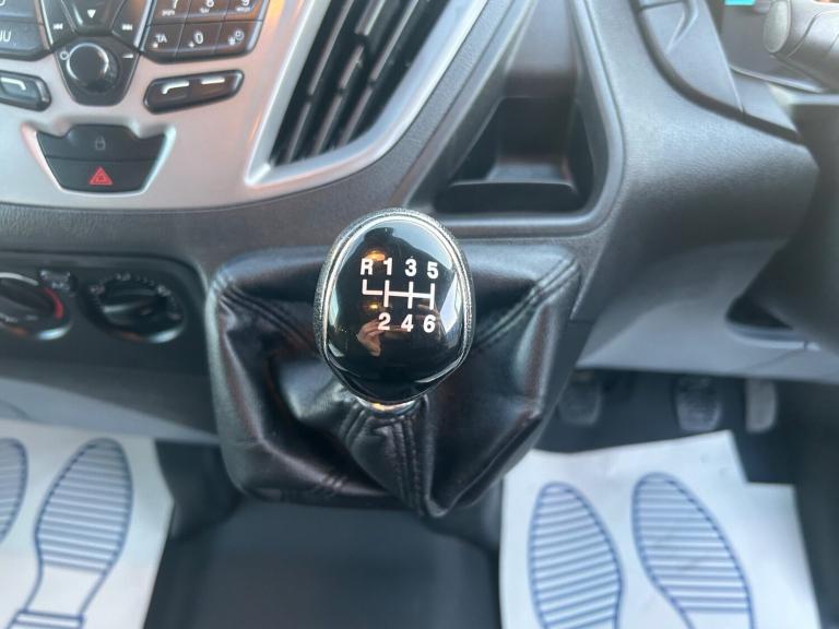 2017 Ford Transit Custom 310 TREND LR P/V 1 OWNER FROM NEW AIR CON REAR CAMERA Panel Van Diesel M...