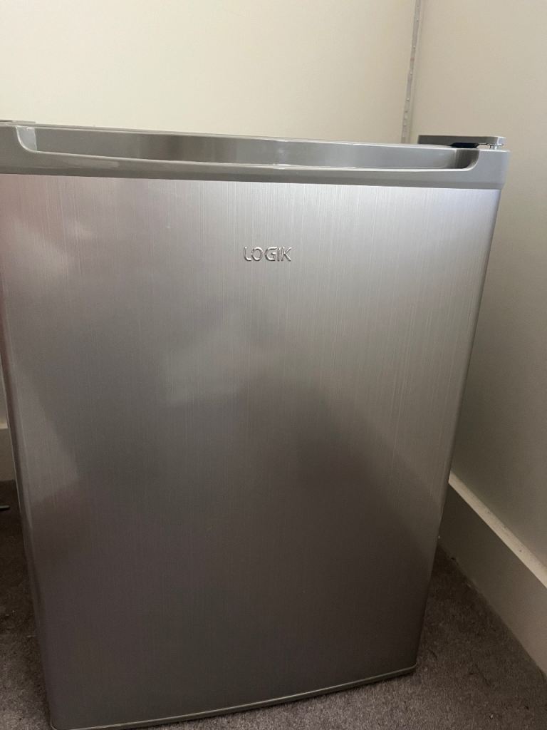 Logik Mini Fridge Freezer – Silver, As Good As New