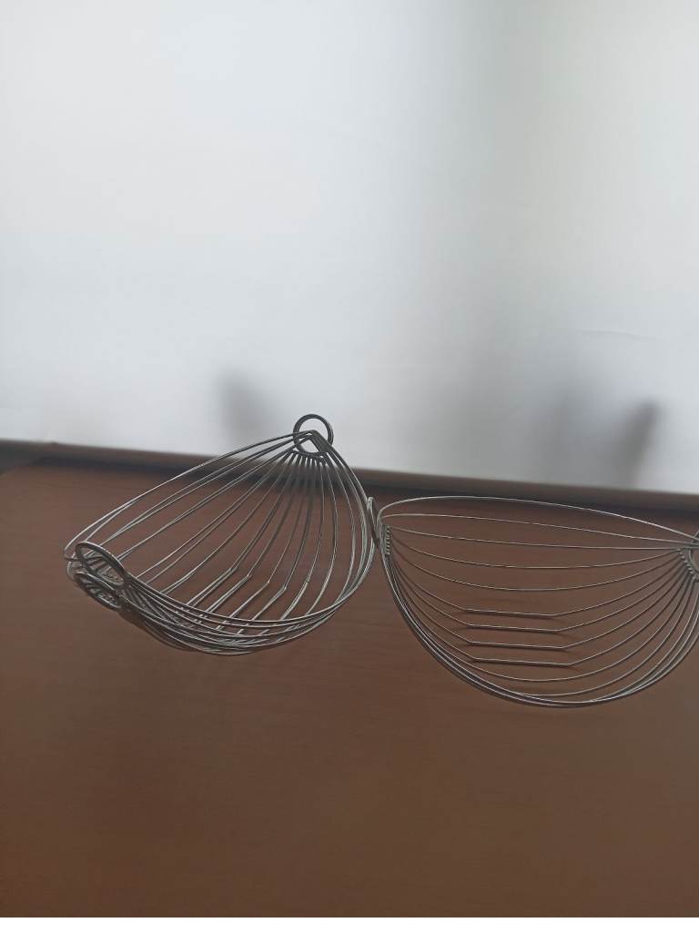 Three Metal Wire Fruit Basket / Storage Bowl – Good Condition