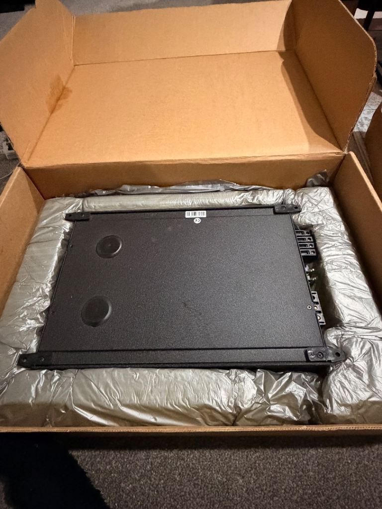 Phoenix Gold XS4600 BLK 4 channel amplifier 