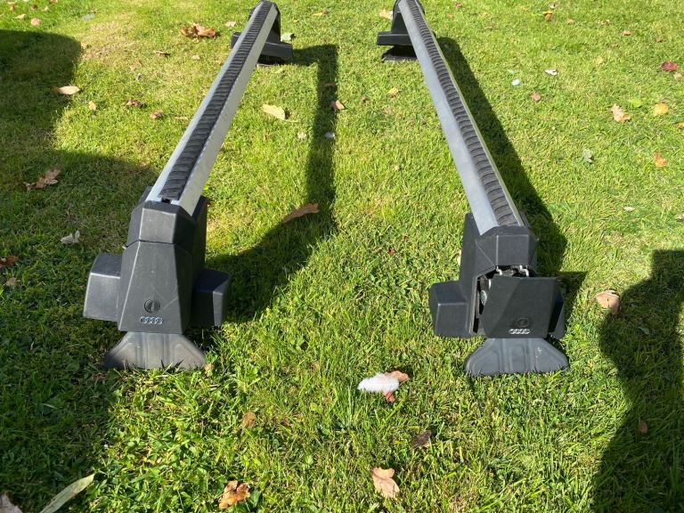 2023 Audi Q2 roof bars