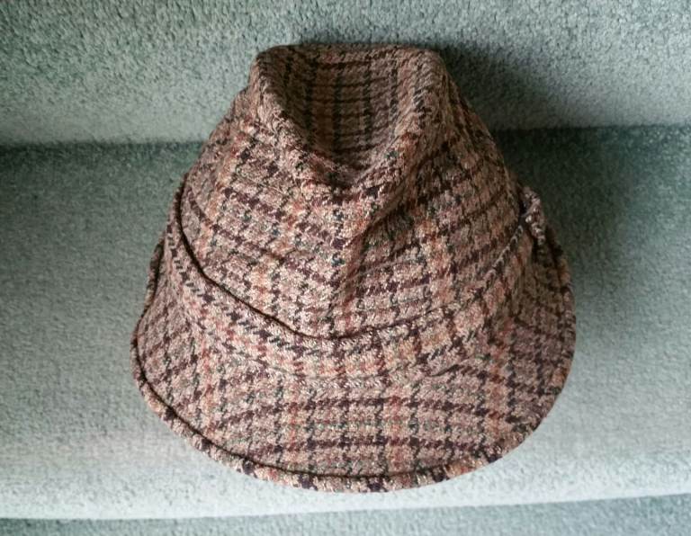 Vintage Trilby hat 
