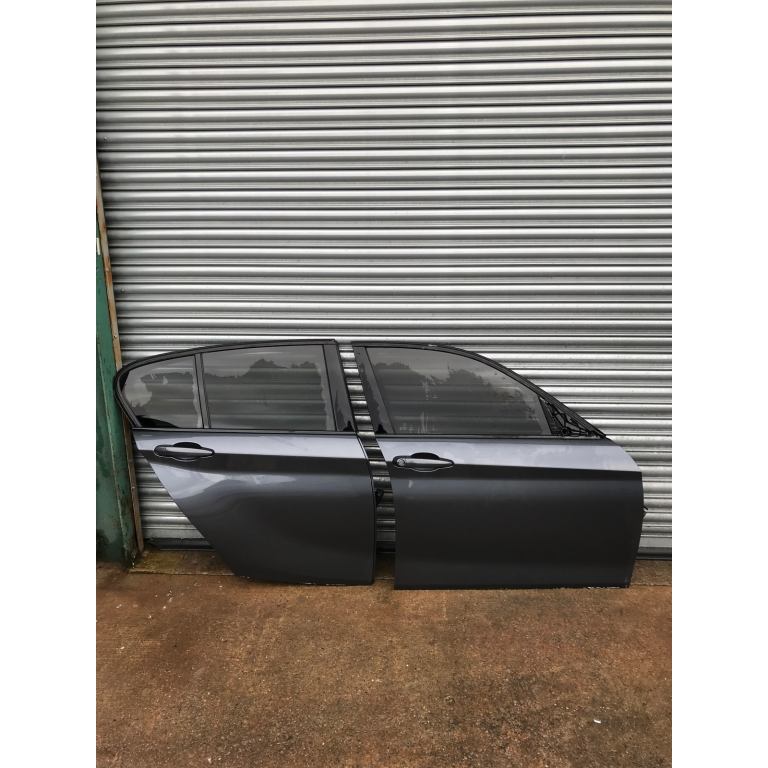 BMW 1 SERIES F20 DRIVERS SIDE FRONT AND REAR DOOR IN MINERAL GREY 
