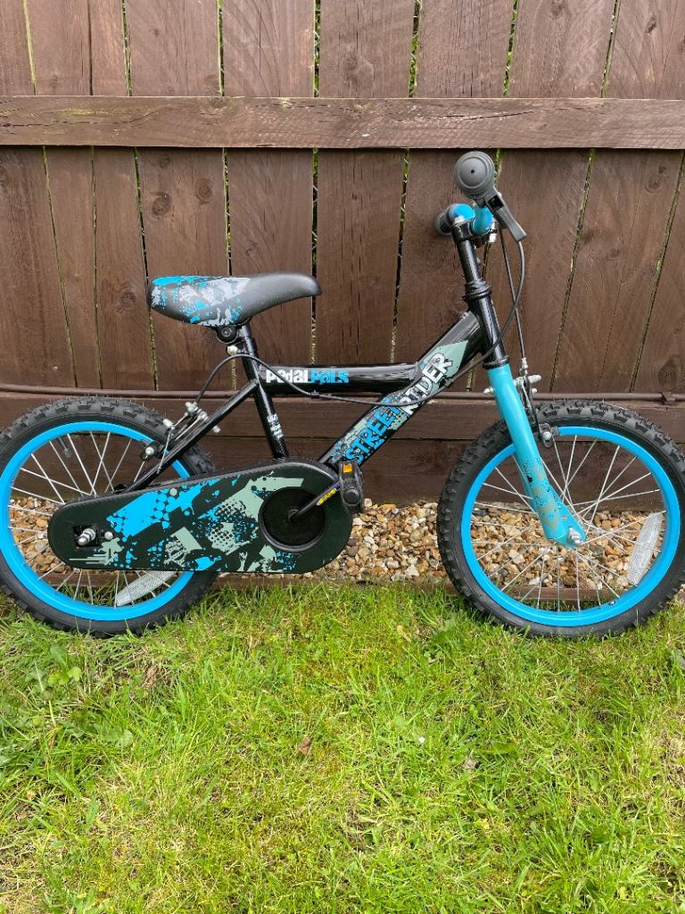 Age 5-7 pedal pals street rider bike black/blue