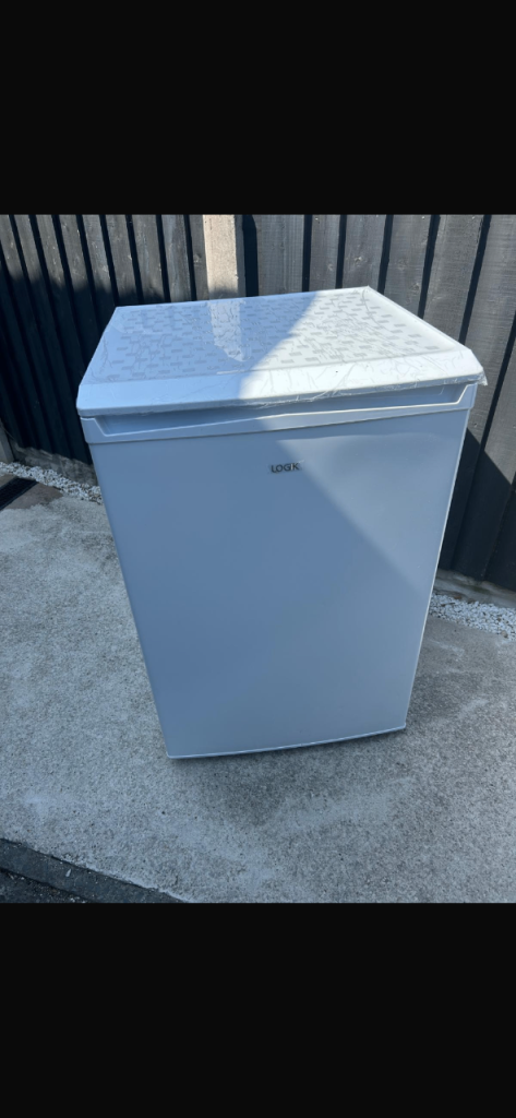 LOGIK freestanding larder freezer