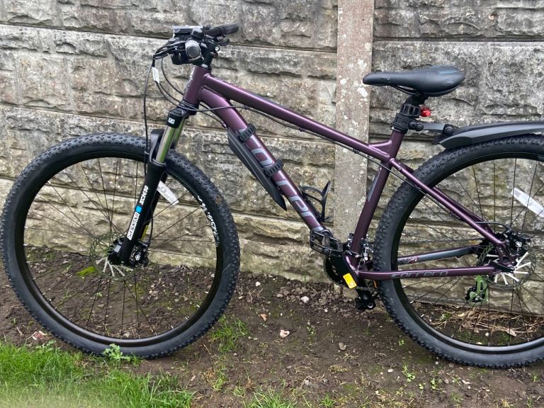 Carrera Hellcat Ladies 29” wheels 